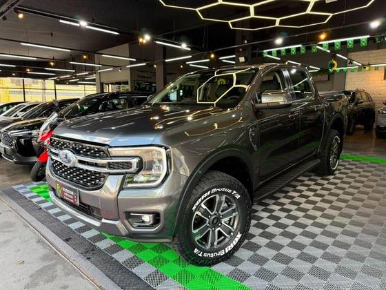 FORD RANGER 3.0 V6 TURBO DIESEL CD XLT 4X4 AUTOMÁTICO FORD RANGER 3.0 V6 TURBO DIESEL CD XLT 4X4 AUTOMÁTICO